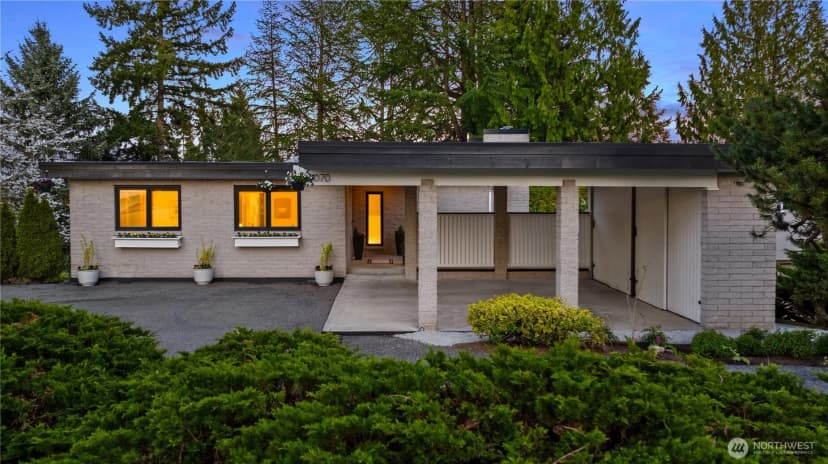 Property photo for 2070 127th Avenue Se, Bellevue photo 36