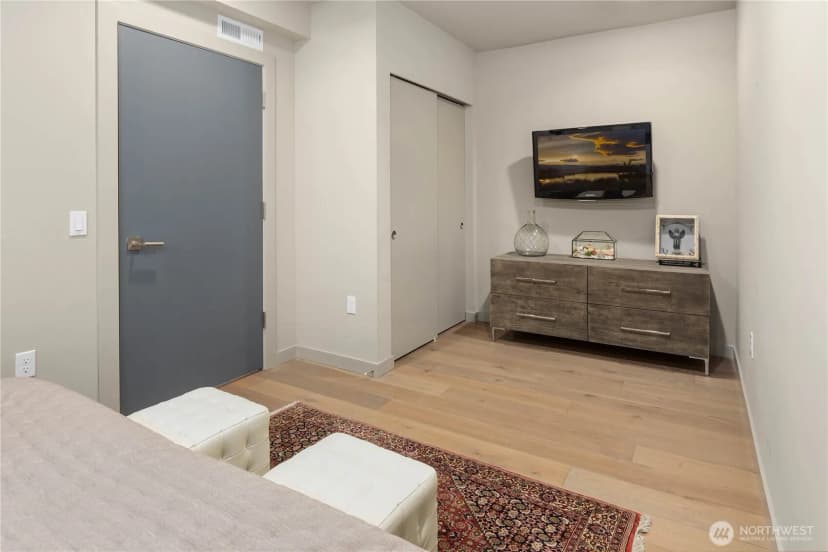 Property photo for 2830 Fairview Avenue E, Seattle photo 37