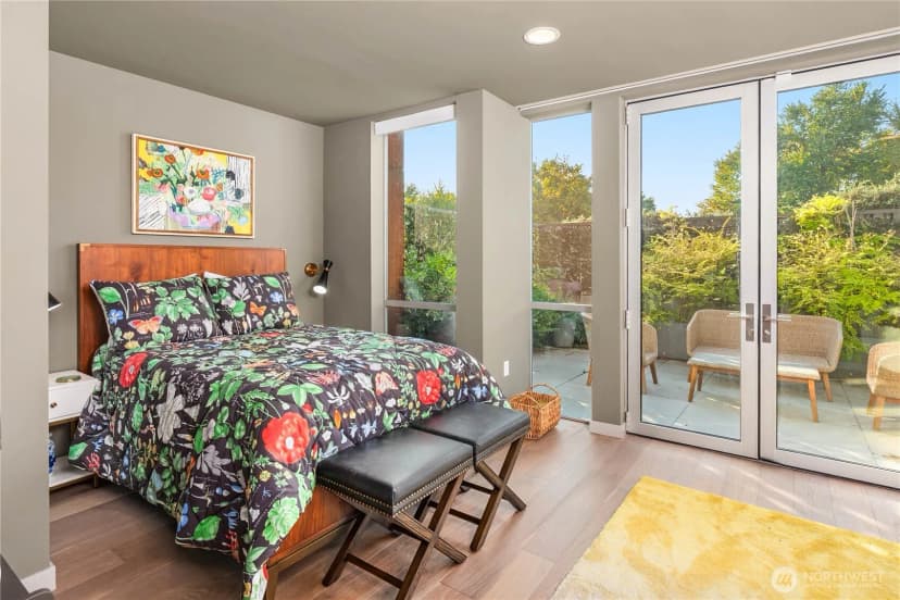 Property photo for 2830 Fairview Avenue E, Seattle photo 32