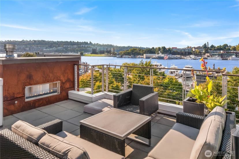 Property photo for 2830 Fairview Avenue E, Seattle photo 38