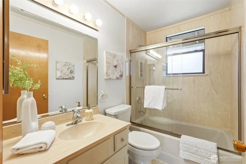 Property photo for 15016 Se 14th Street, Bellevue photo 22