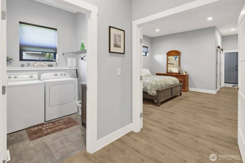 Property photo for 8802 Line Road, Lynden photo 29
