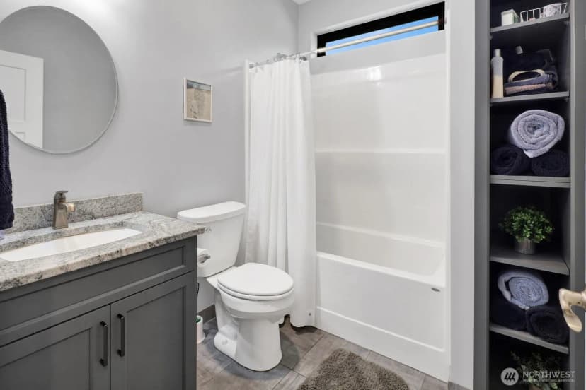 Property photo for 8802 Line Road, Lynden photo 30