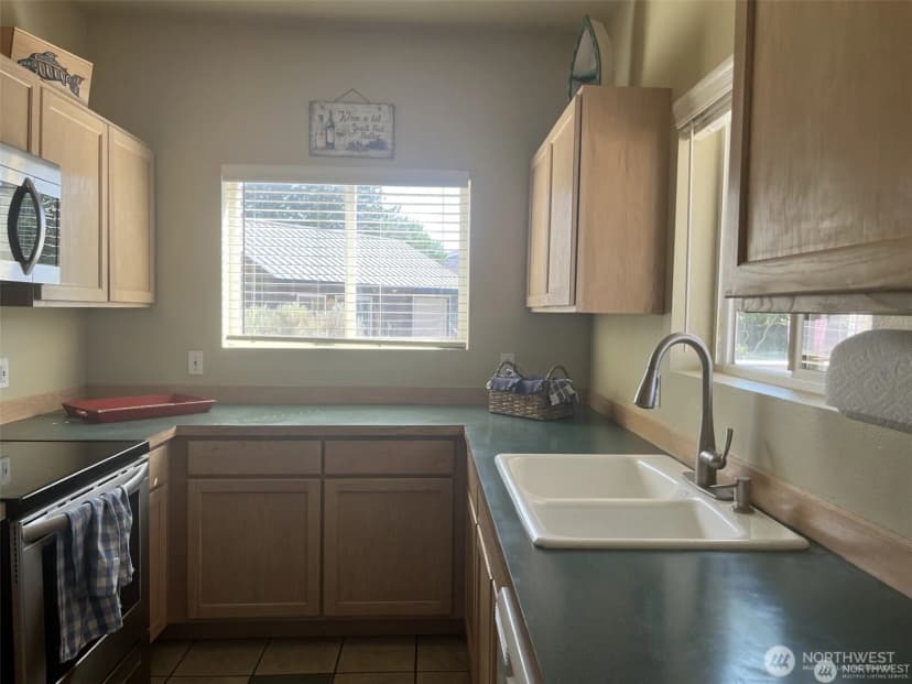 Property photo for 312 Sw River Drive, Quincy photo 17