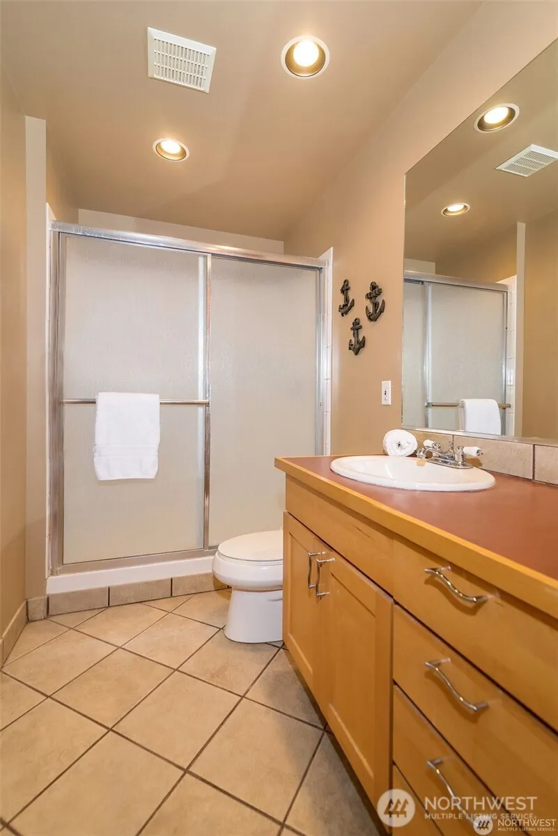Property photo for 312 Sw River Drive, Quincy photo 27