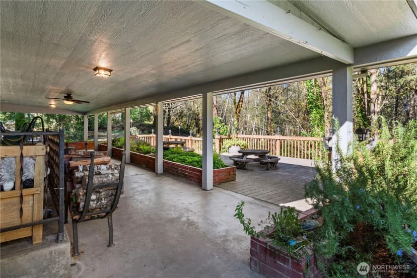 Property photo for 201 Englert, Woodland photo 32