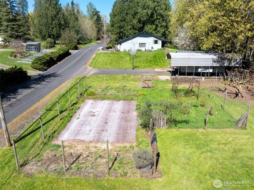 Property photo for 201 Englert, Woodland photo 36