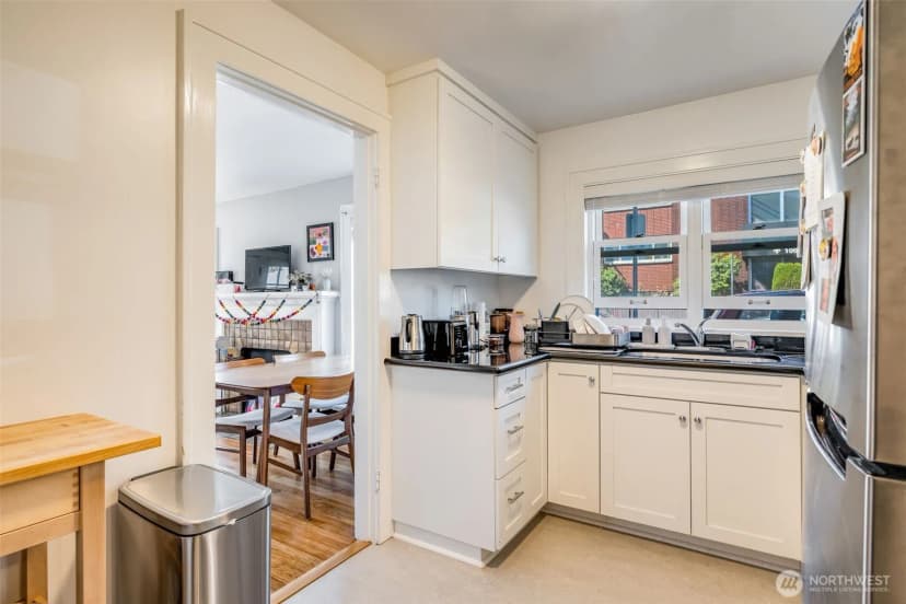 Property photo for 746 10th Avenue E, Seattle photo 15