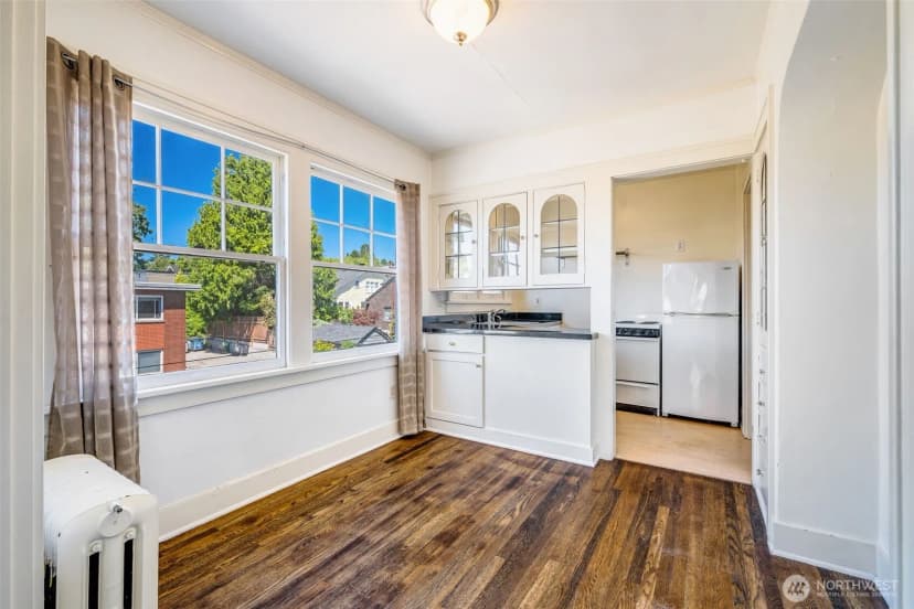 Property photo for 746 10th Avenue E, Seattle photo 21