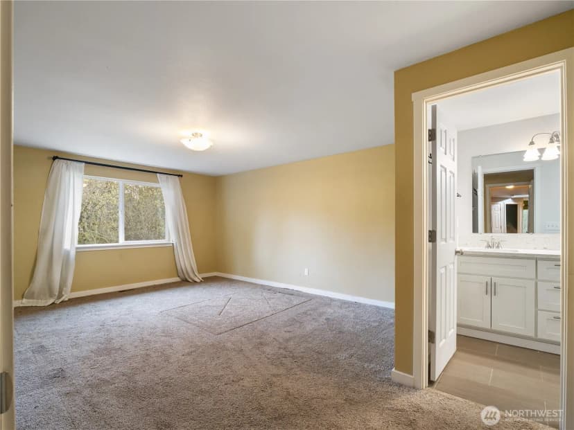 Property photo for 28601 30th Avenue E, Spanaway photo 11