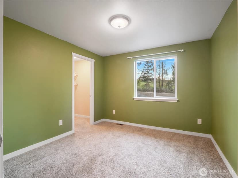 Property photo for 28601 30th Avenue E, Spanaway photo 19