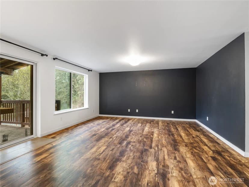 Property photo for 28601 30th Avenue E, Spanaway photo 8
