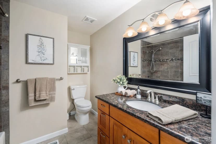 Property photo for 27525 12th Place S, Des Moines photo 16