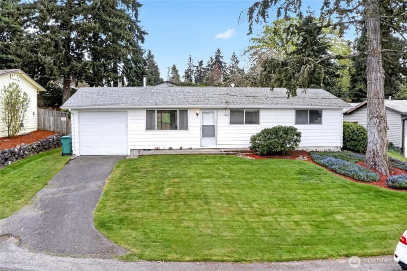 Property photo for 2717 Sw 328th Street, Federal Way photo 2
