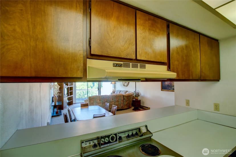 Property photo for 1 Lake Louise Drive #31, Bellingham photo 10