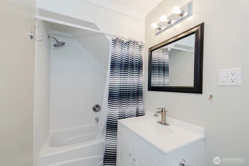 Property photo for 1209 Pacific Avenue, Bremerton photo 14