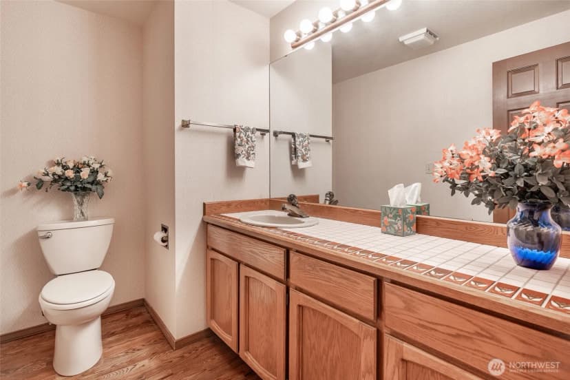 Property photo for 4220 Ne 169th Court, Lake Forest Park photo 18