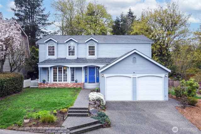 Property photo for 4220 Ne 169th Court, Lake Forest Park