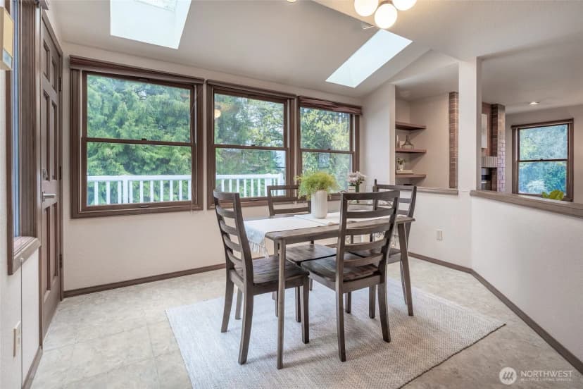 Property photo for 4220 Ne 169th Court, Lake Forest Park photo 12