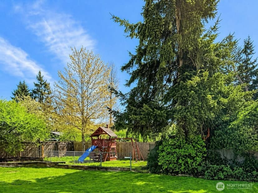 Property photo for 13329 58th Drive Ne, Marysville photo 20