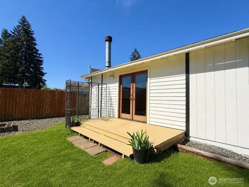 Property photo for 13329 58th Drive Ne, Marysville photo 19