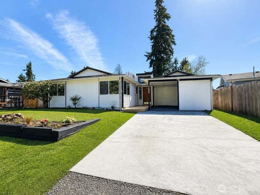 Property photo for 13329 58th Drive Ne, Marysville