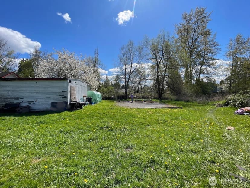 Property photo for 8818 E D Street, Tacoma photo 9