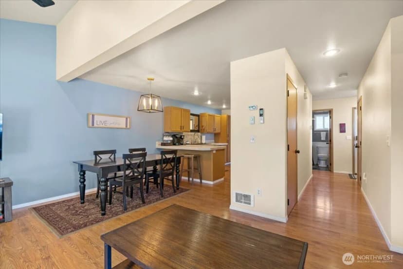 Property photo for 266 Nw Clay Court, Pullman photo 13