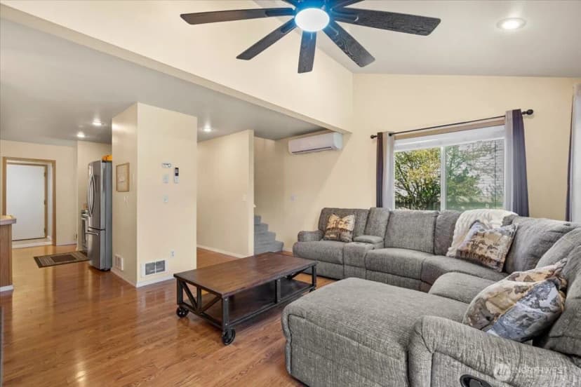 Property photo for 266 Nw Clay Court, Pullman photo 14