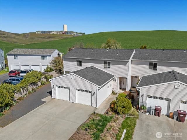 Property photo for 266 Nw Clay Court, Pullman photo 3