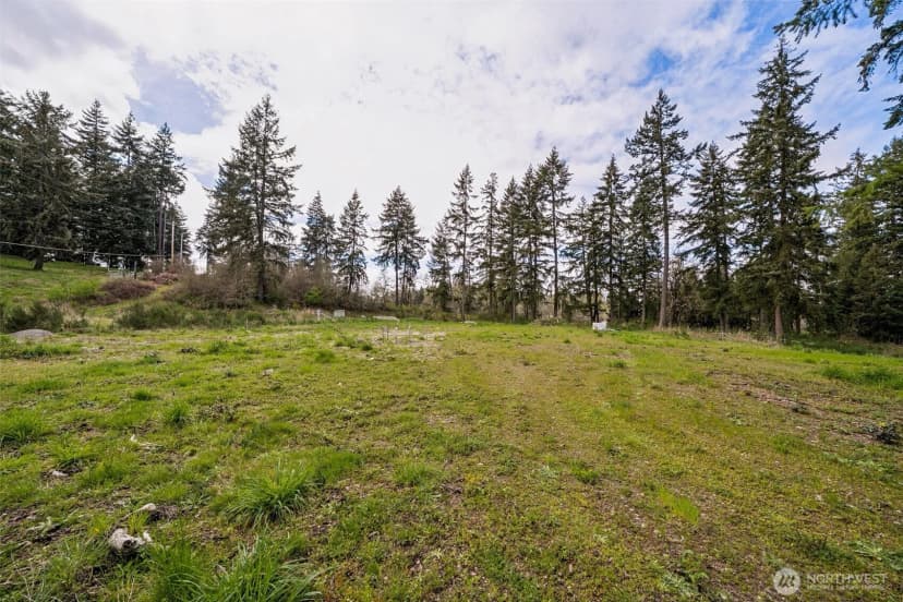 Property photo for 7828 S 288th Street, Roy photo 3