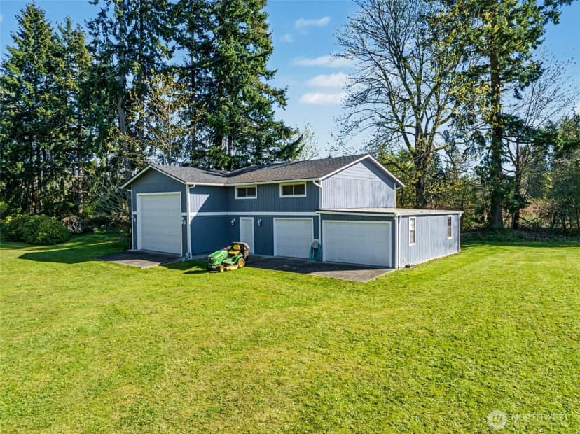 Property photo for 12302 224th Street E, Graham photo 29