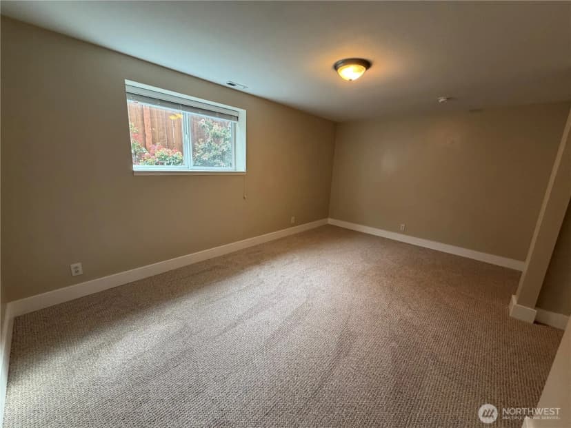 Property photo for 9 H Street Se, Auburn photo 34