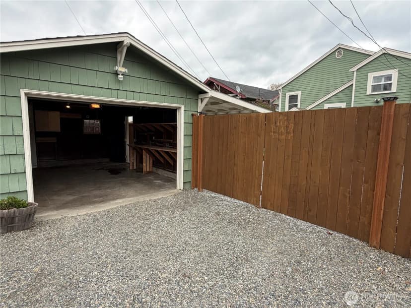 Property photo for 9 H Street Se, Auburn photo 7