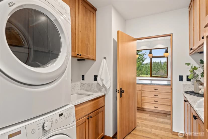 Property photo for 250 Leaden Queen Lane, Cle Elum photo 12