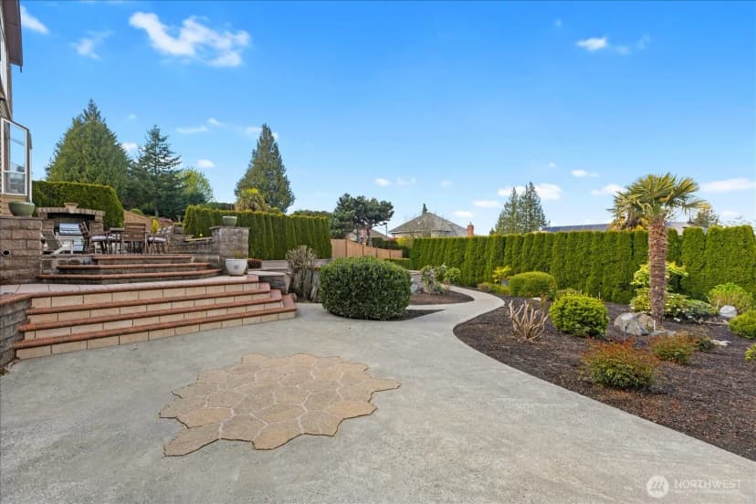 Property photo for 2408 55th Street Sw, Everett photo 37