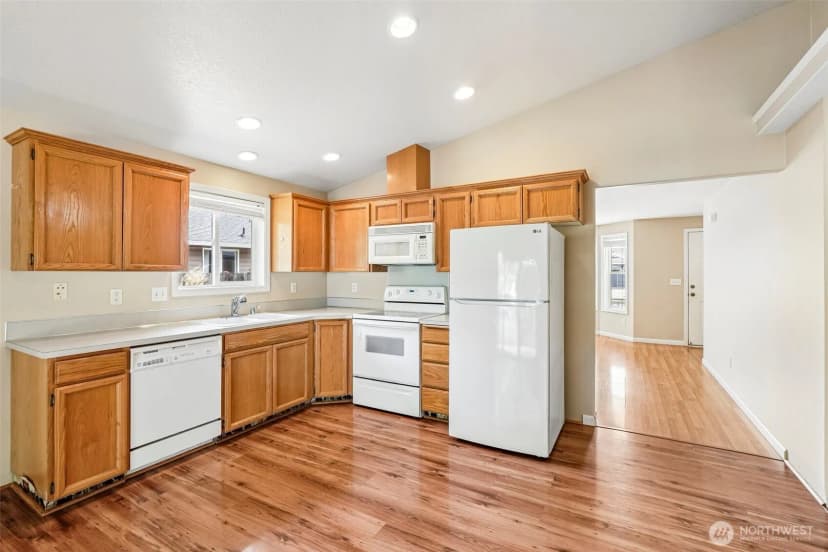 Property photo for 308 Se 9th Street, Battle Ground photo 12