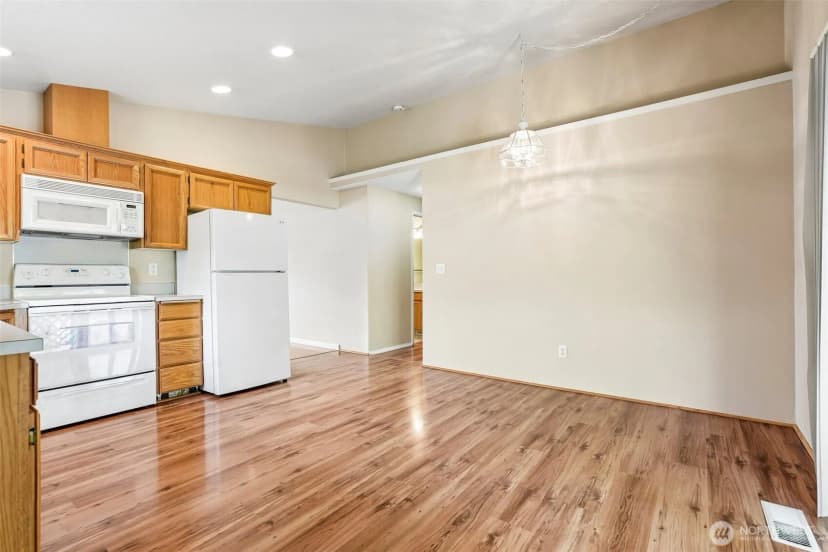 Property photo for 308 Se 9th Street, Battle Ground photo 11