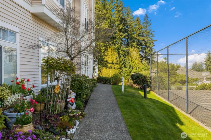 Property photo for 5235 164th Avenue Se #14-1, Bellevue photo 24
