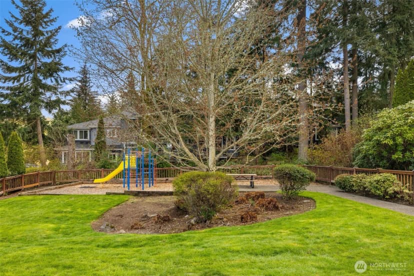 Property photo for 5235 164th Avenue Se #14-1, Bellevue photo 31