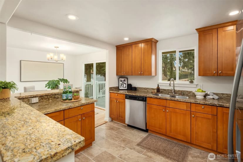Property photo for 4028 S 175th Street, Sea Tac photo 8