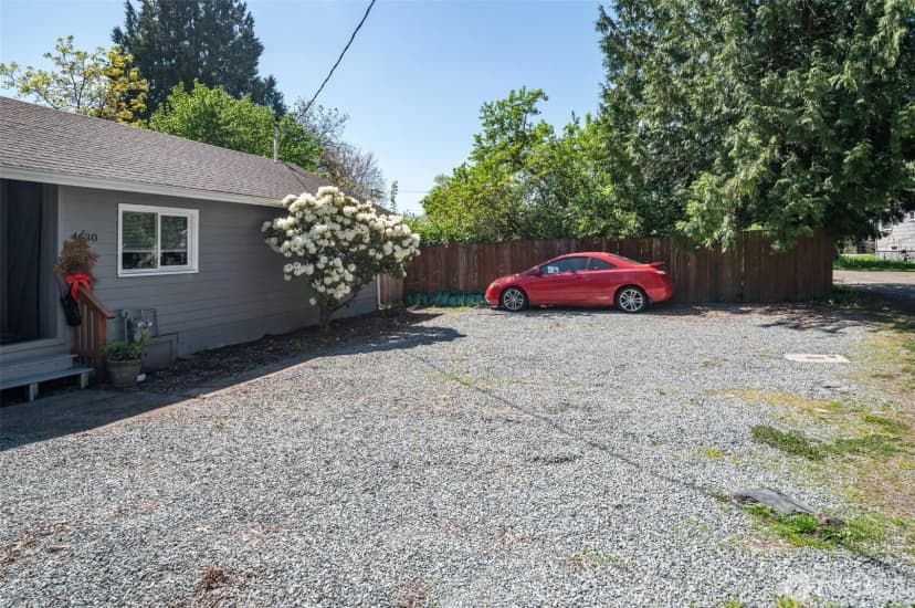 Property photo for 4630 B Street Nw, Auburn photo 3