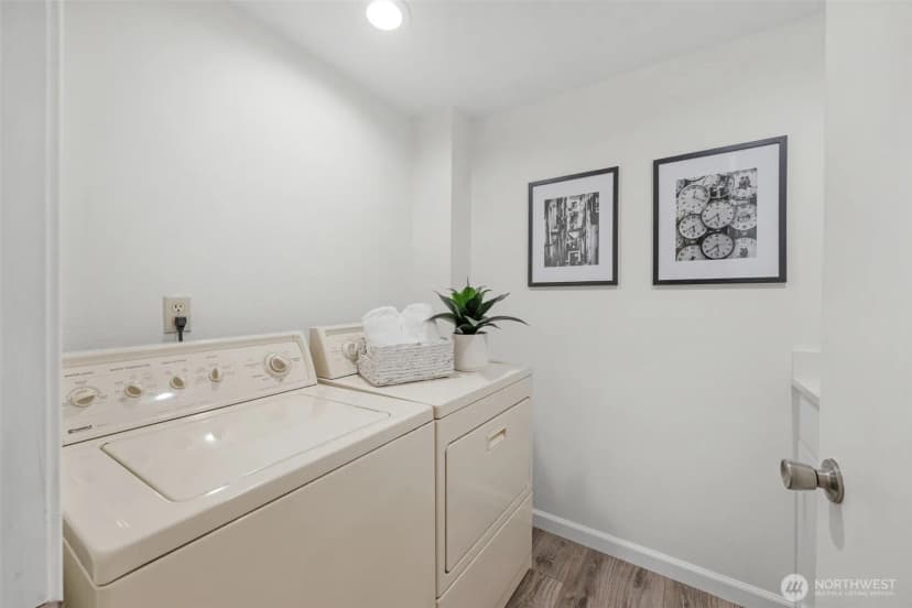 Property photo for 1623 Edgemoor Lane, Everett photo 30