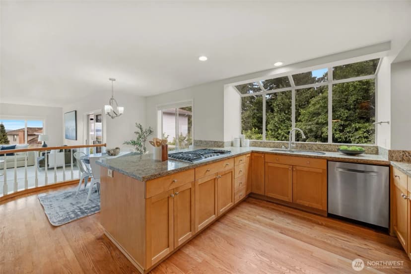 Property photo for 1623 Edgemoor Lane, Everett photo 10