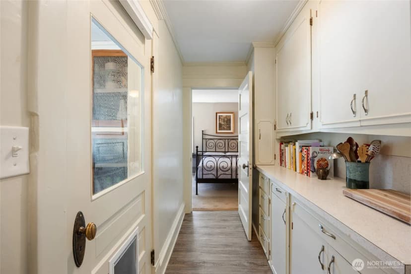 Property photo for 529 Lower Sunnyslope Road, Wenatchee photo 12