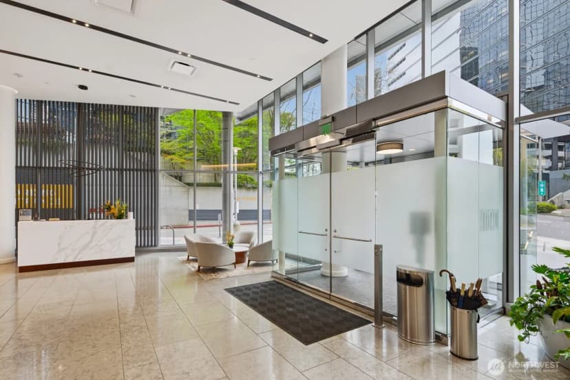 Property photo for 10700 Ne 4th Street #332, Bellevue photo 4