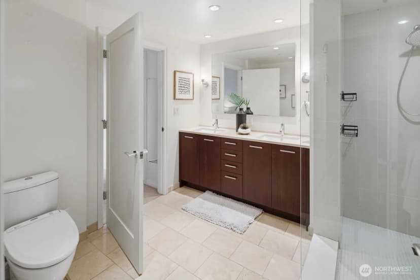 Property photo for 10700 Ne 4th Street #332, Bellevue photo 18
