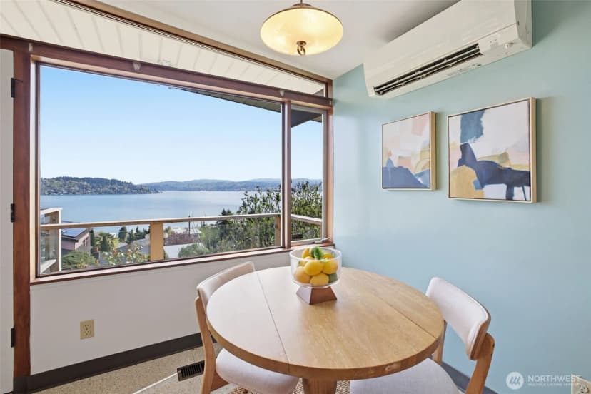 Property photo for 10054 Waters Avenue S, Seattle photo 12