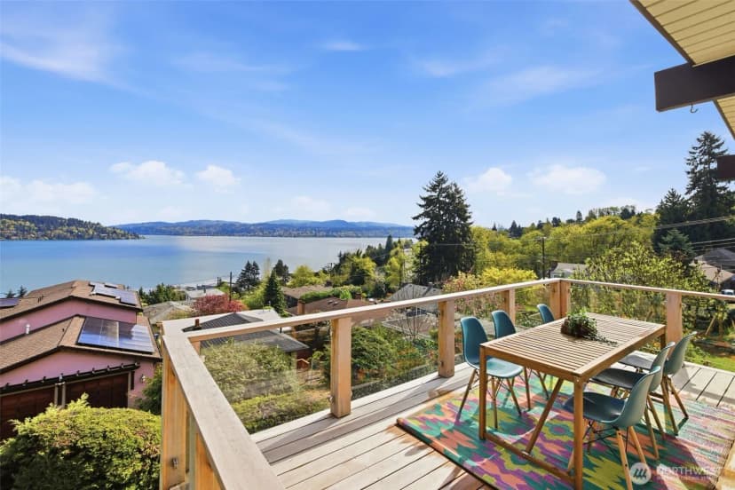Property photo for 10054 Waters Avenue S, Seattle photo 17