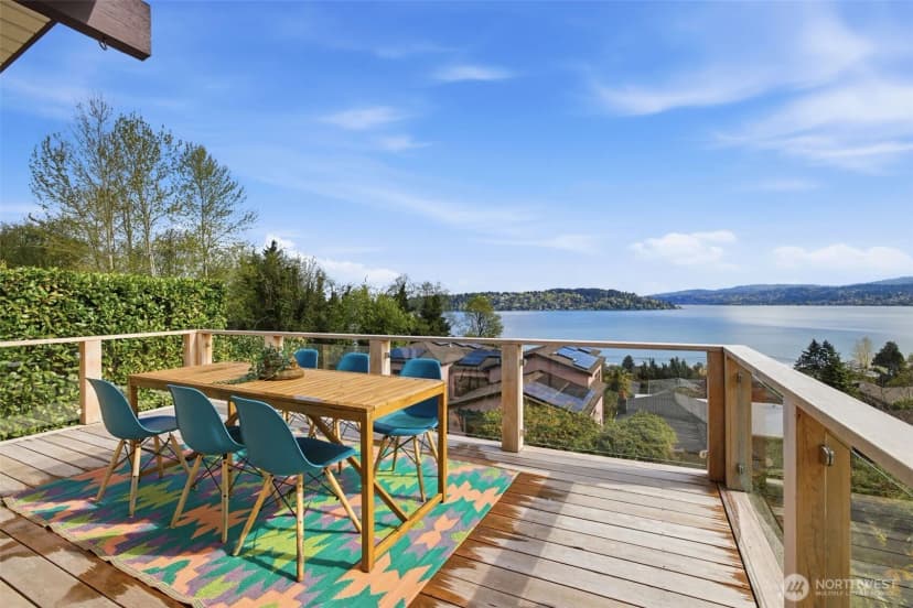 Property photo for 10054 Waters Avenue S, Seattle photo 11